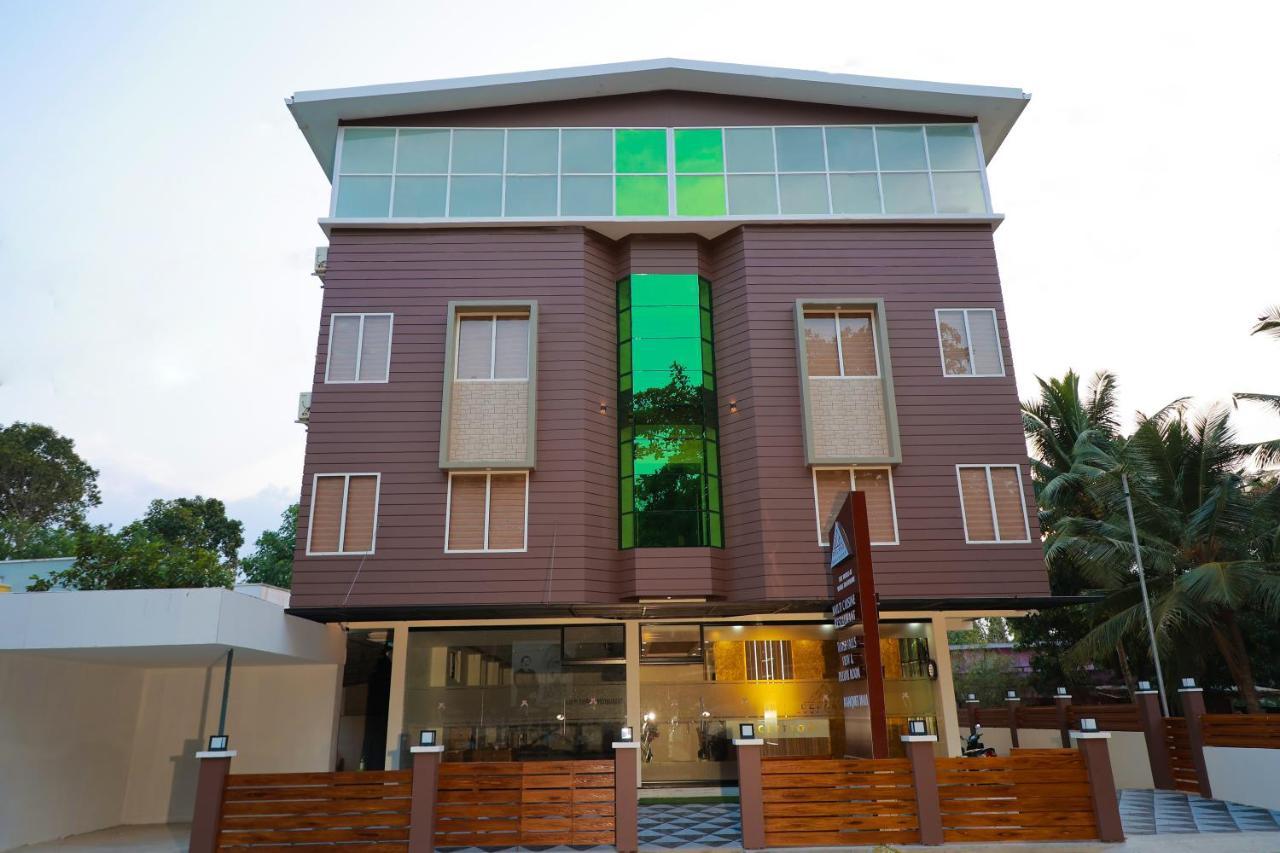 Delano Residency Hotel Kaliyal Exterior photo