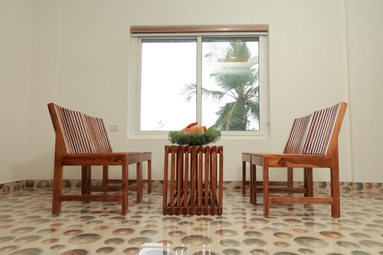 Delano Residency Hotel Kaliyal Exterior photo
